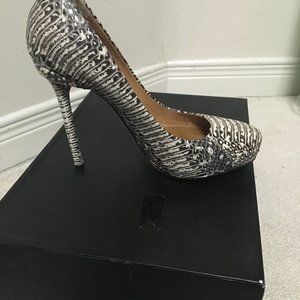 L.A.M.B. Snakeskin-print stiletto heels-NIB size 6